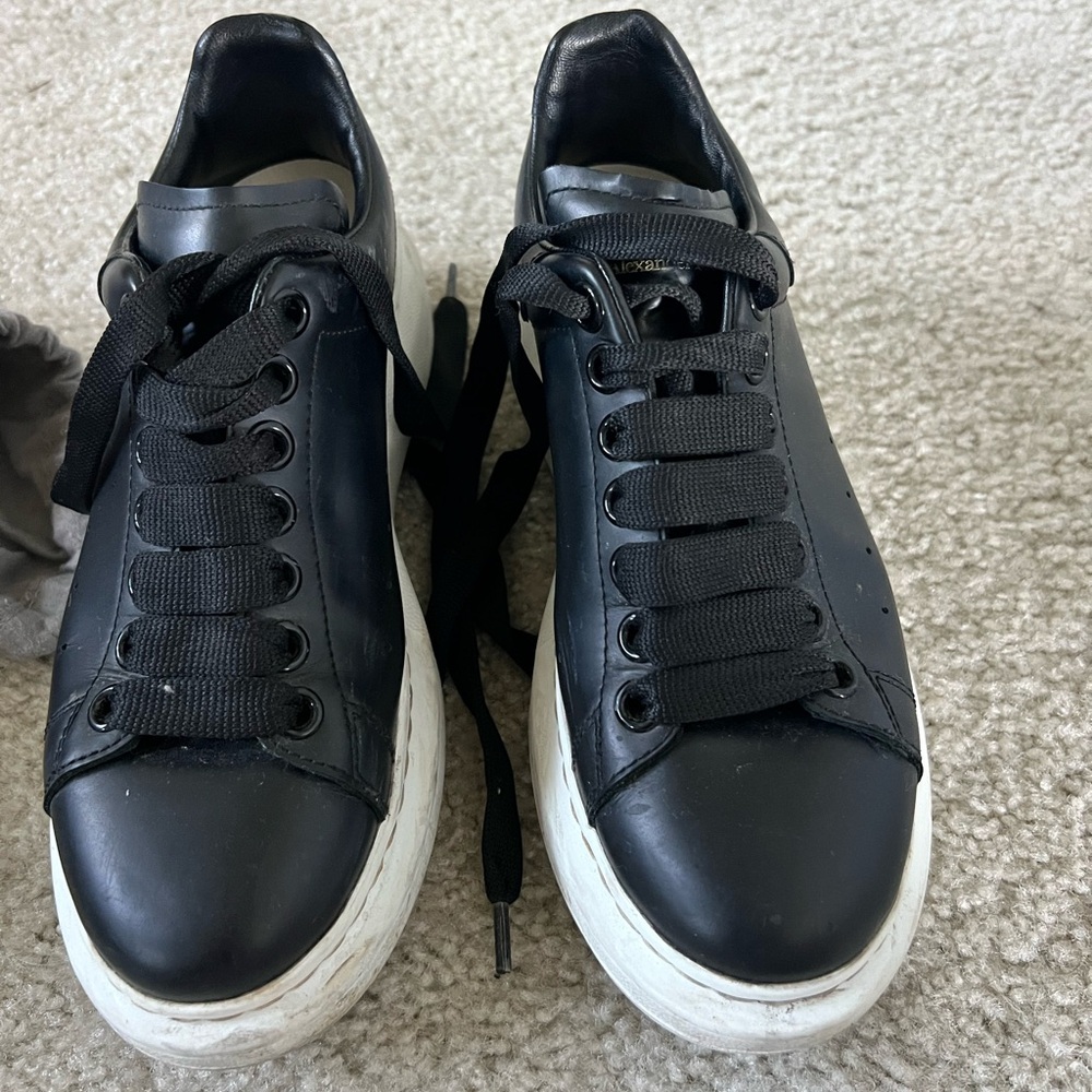 Alexander Mcqueen sneakers size 37